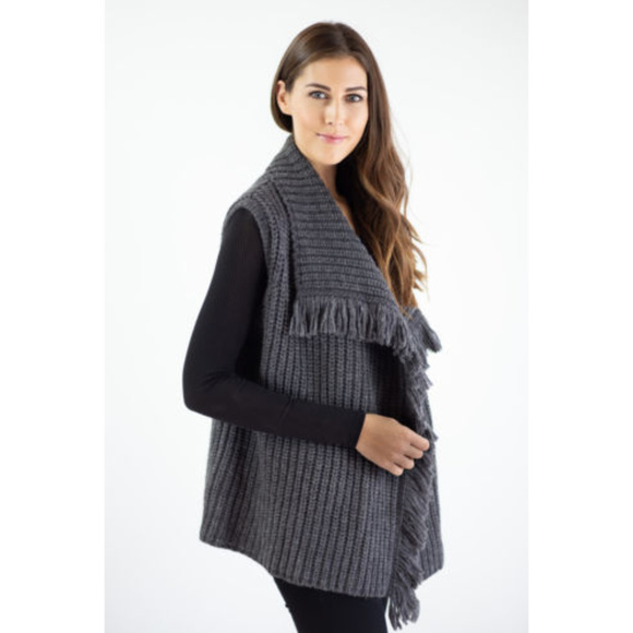 JOIE Small Gray Fringed Crochet Vest NEW - Picture 5 of 5